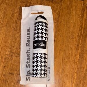 NWT Bindle Black and White Houndstooth Water Bottle 20 oz.